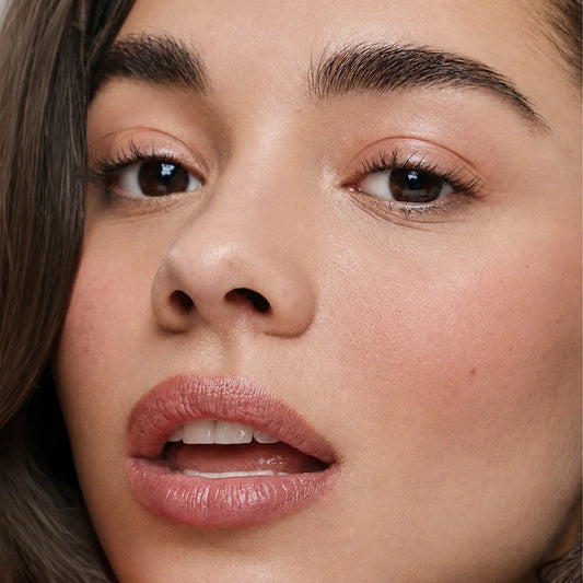 No Makeup Makyajı Nedir? Nasıl Yapılır?
